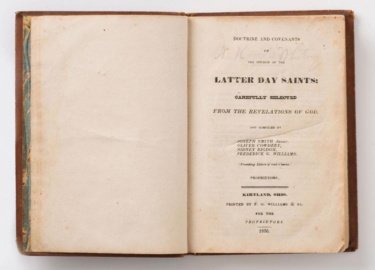 A Capa de uma edição de 1835 de Doutrina e Convênios. Imagem via lds.org